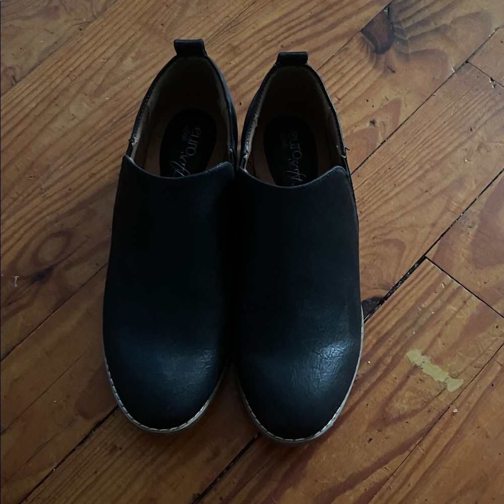 Elegant Black Leather Men's Loafers